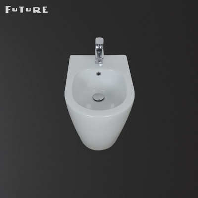 Bidet Gantung Dinding Mudah Dibersihkan Dual Flush Bidet Kamar Mandi 3L / 6L