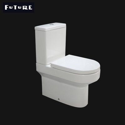 Toilet Proyeksi Pendek Pembilasan Efisien Modern 500mm Untuk Gedung Perkantoran